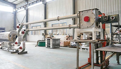 Tqabbil ta 'conveyors tat-tkaxkir tubulari ma' tagħmir ieħor tal-ġarr